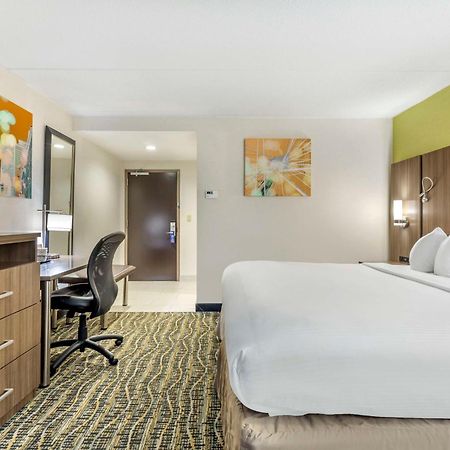 Best Western Plus New Englander Woburn Exterior foto