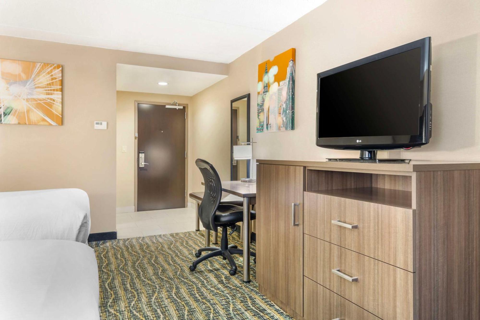 Best Western Plus New Englander Woburn Exterior foto