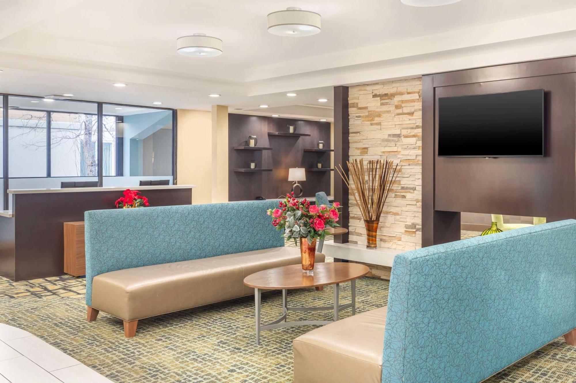 Best Western Plus New Englander Woburn Exterior foto