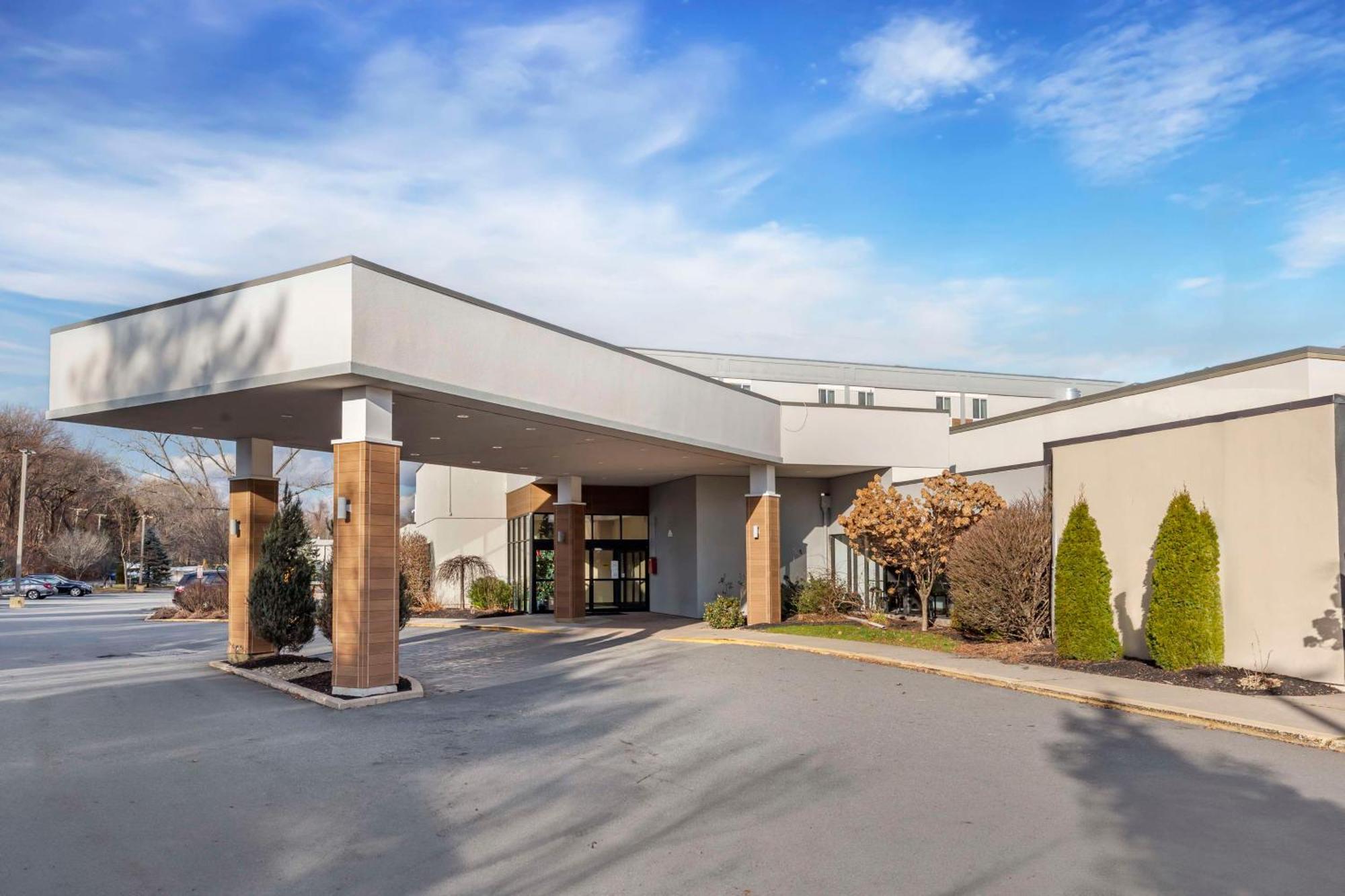 Best Western Plus New Englander Woburn Exterior foto